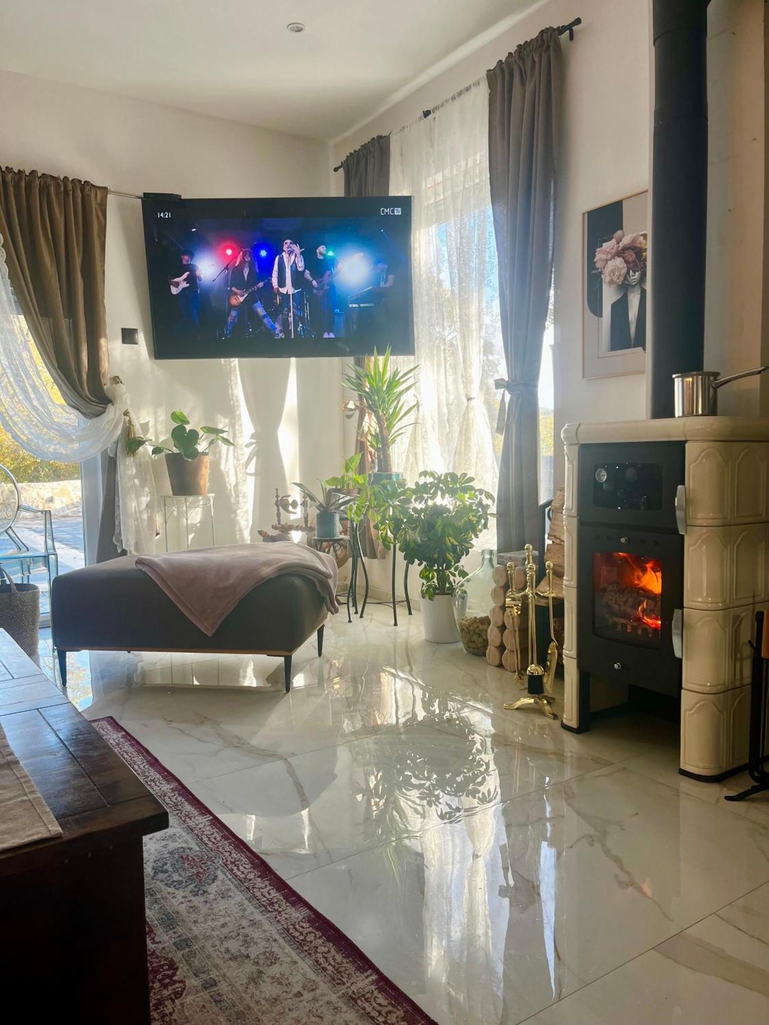 Luxury Villa Andrea Vrzika In Forest Near The Sea Zagvozd 외부 사진