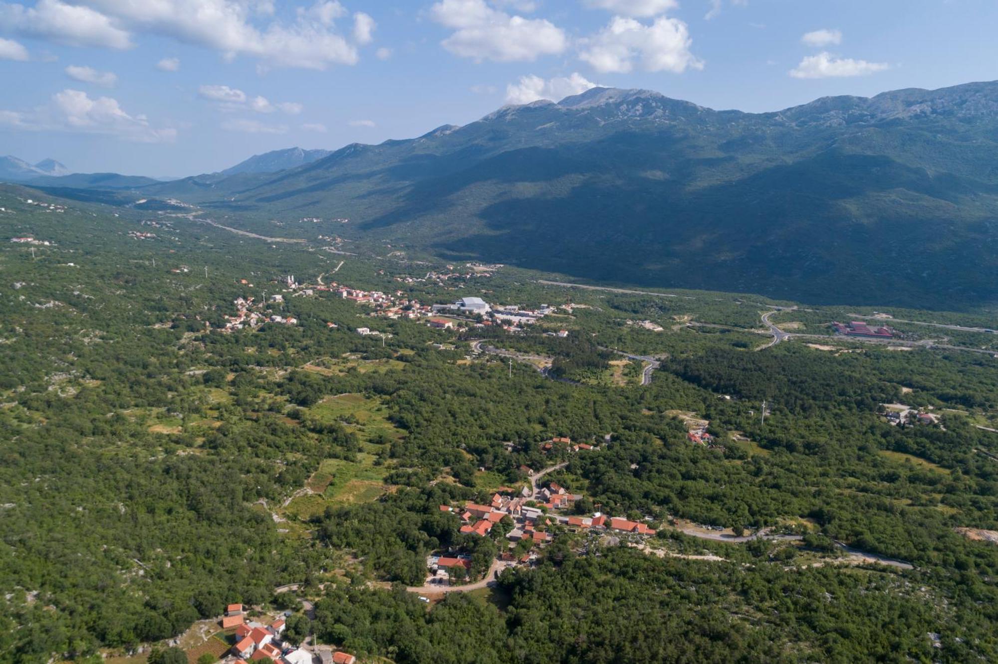 Luxury Villa Andrea Vrzika In Forest Near The Sea Zagvozd 외부 사진