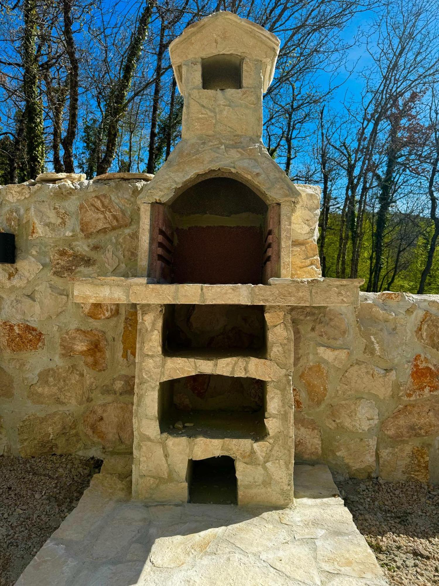 Luxury Villa Andrea Vrzika In Forest Near The Sea Zagvozd 외부 사진