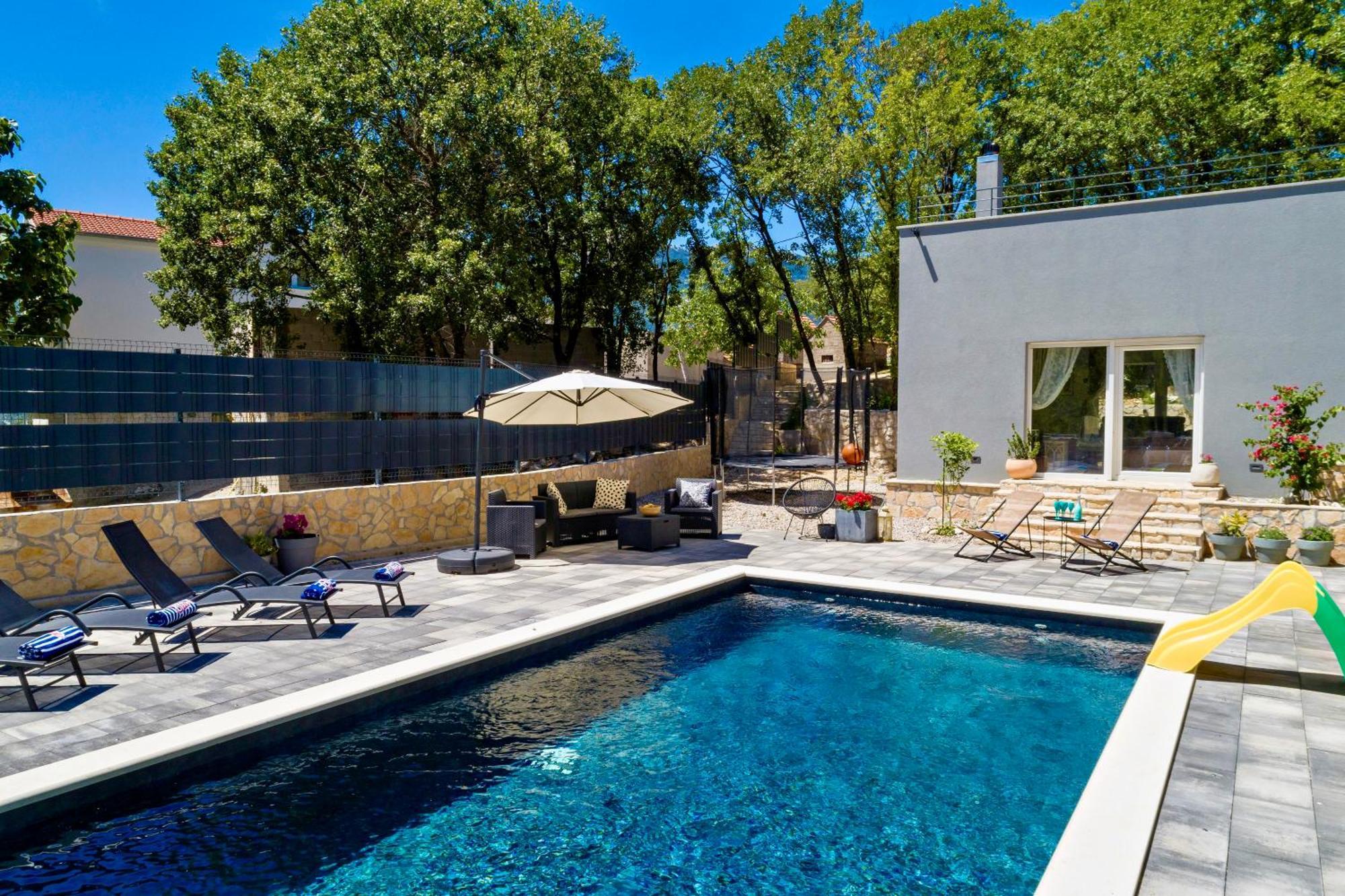 Luxury Villa Andrea Vrzika In Forest Near The Sea Zagvozd 외부 사진